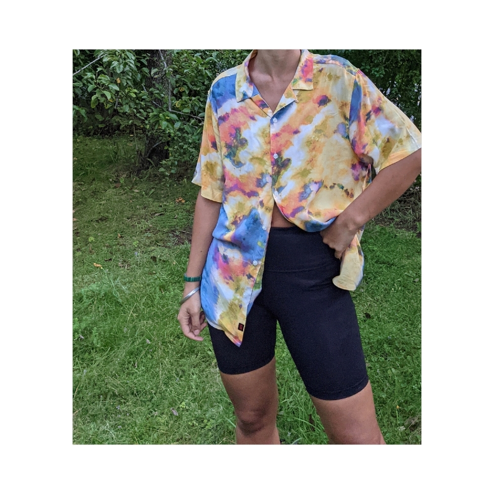 NWOT Colorful Button Down Top